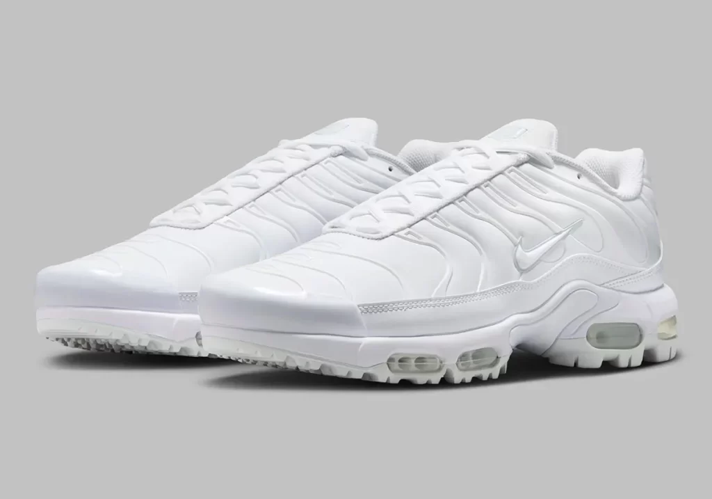 Air Max Plus 进军高尔夫球场，Nike 推出全新“Triple White”高尔夫版